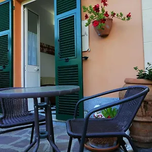 Mariella Bed & Breakfast