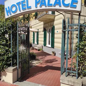 Palace Hotel